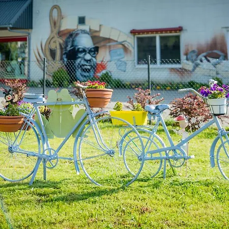 Gaste-und Seminarhaus Uckerwelle 2*