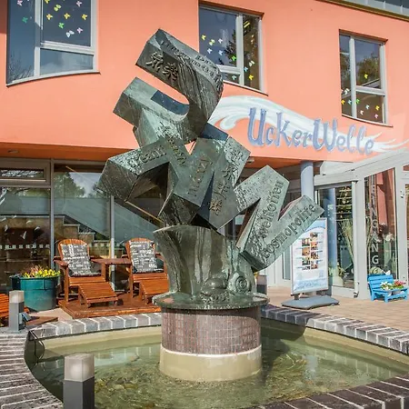 Hotel Gaste-und Seminarhaus Uckerwelle 2*