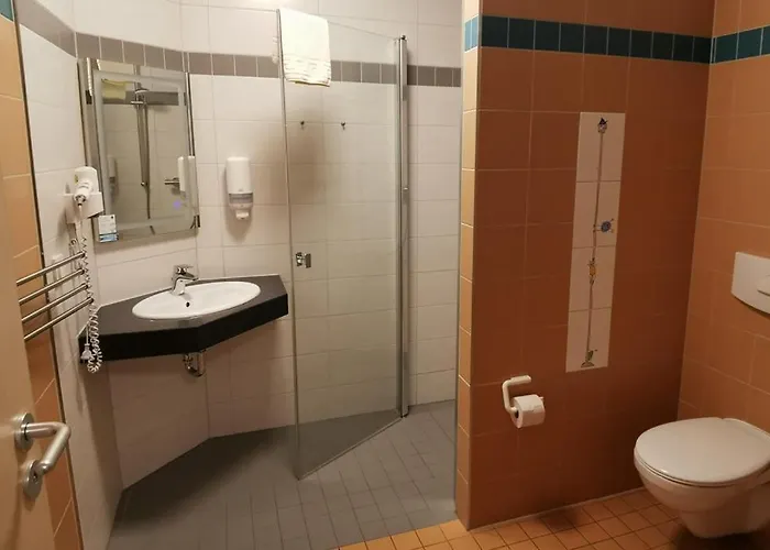 فندق Gaste-und Seminarhaus Uckerwelle برنتسلاو